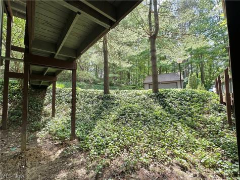 2193 Pinebrook Trail Cuyahoga Falls OH 44223