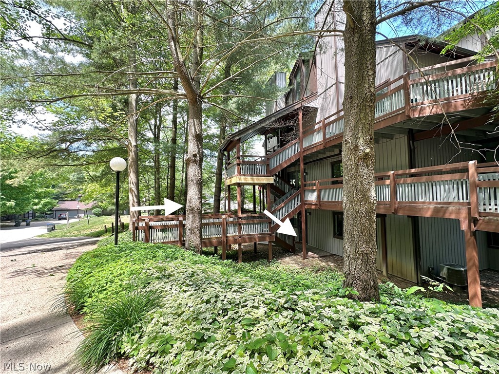 2193 Pinebrook Trail Cuyahoga Falls OH 44223