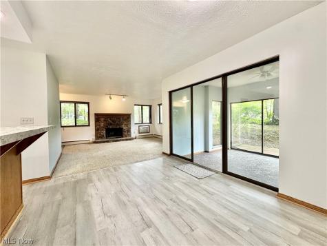 2193 Pinebrook Trail Cuyahoga Falls OH 44223
