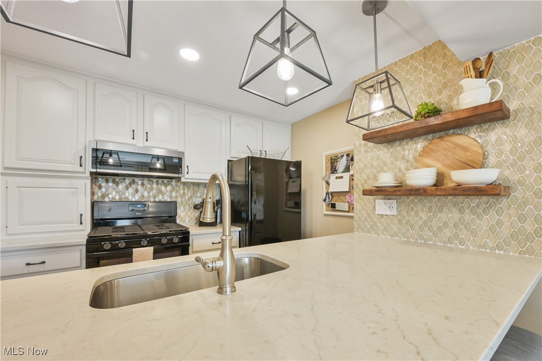 19383 Purita Avenue Cleveland OH 44135