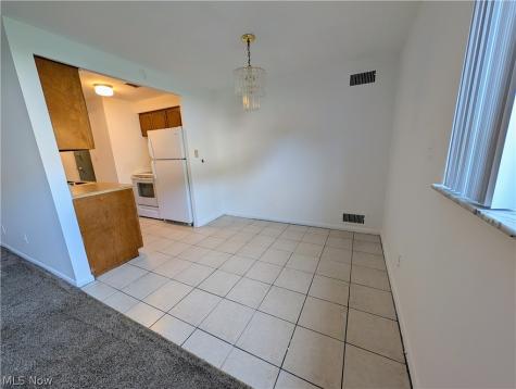 21801 River Oaks Drive Rocky River OH 44116