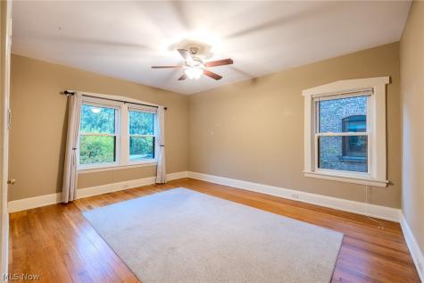 2472 Overlook Road Cleveland Heights OH 44106