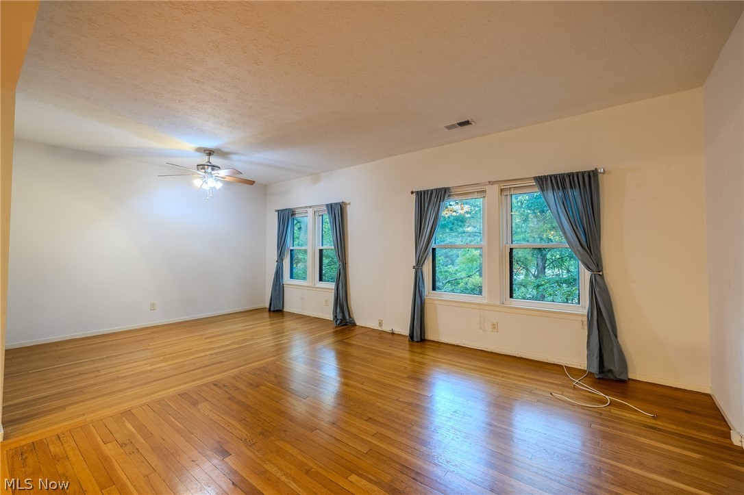 2472 Overlook Road Cleveland Heights OH 44106