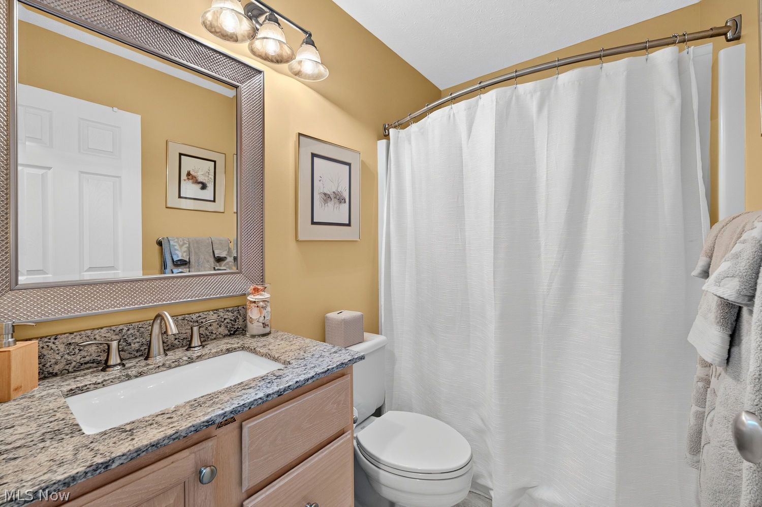 401 Bounty Way Avon Lake OH 44012