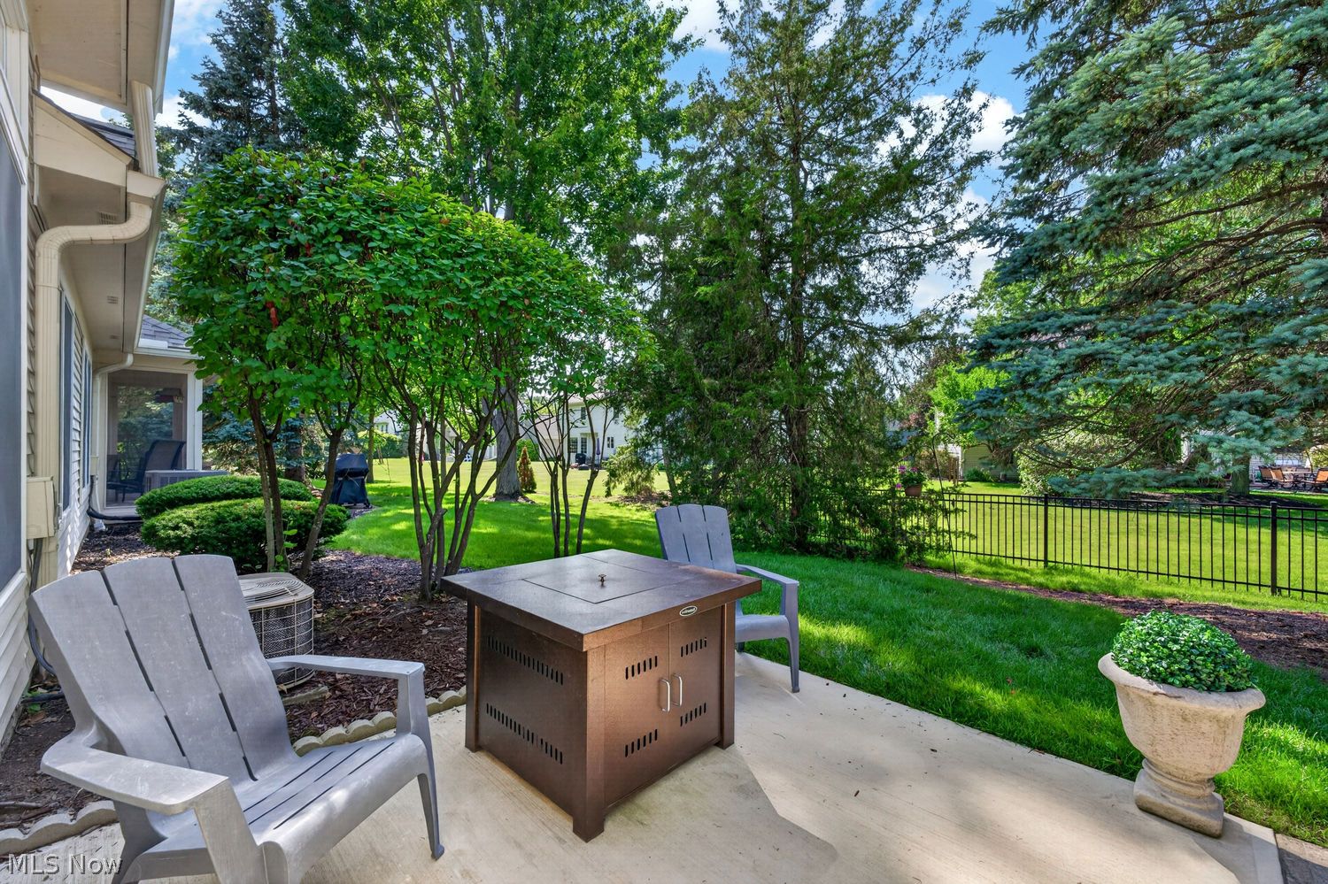 401 Bounty Way Avon Lake OH 44012