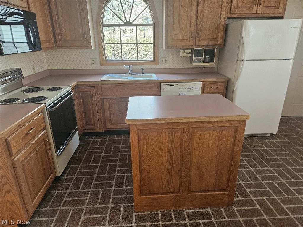 7182 Hills And Dales Road NW Massillon OH 44646