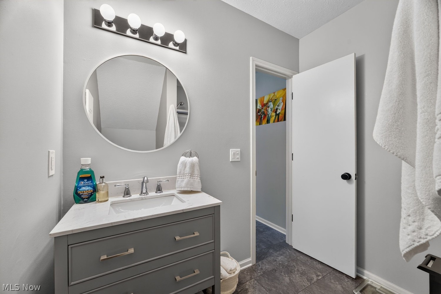 8429 Hendricks Road Mentor OH 44060