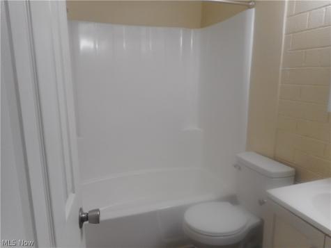 38430 North Lane Willoughby OH 44094