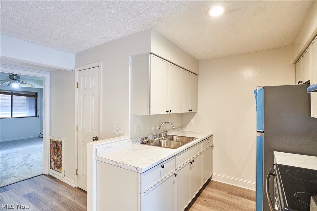 1609 Treetop Trail Akron OH 44313
