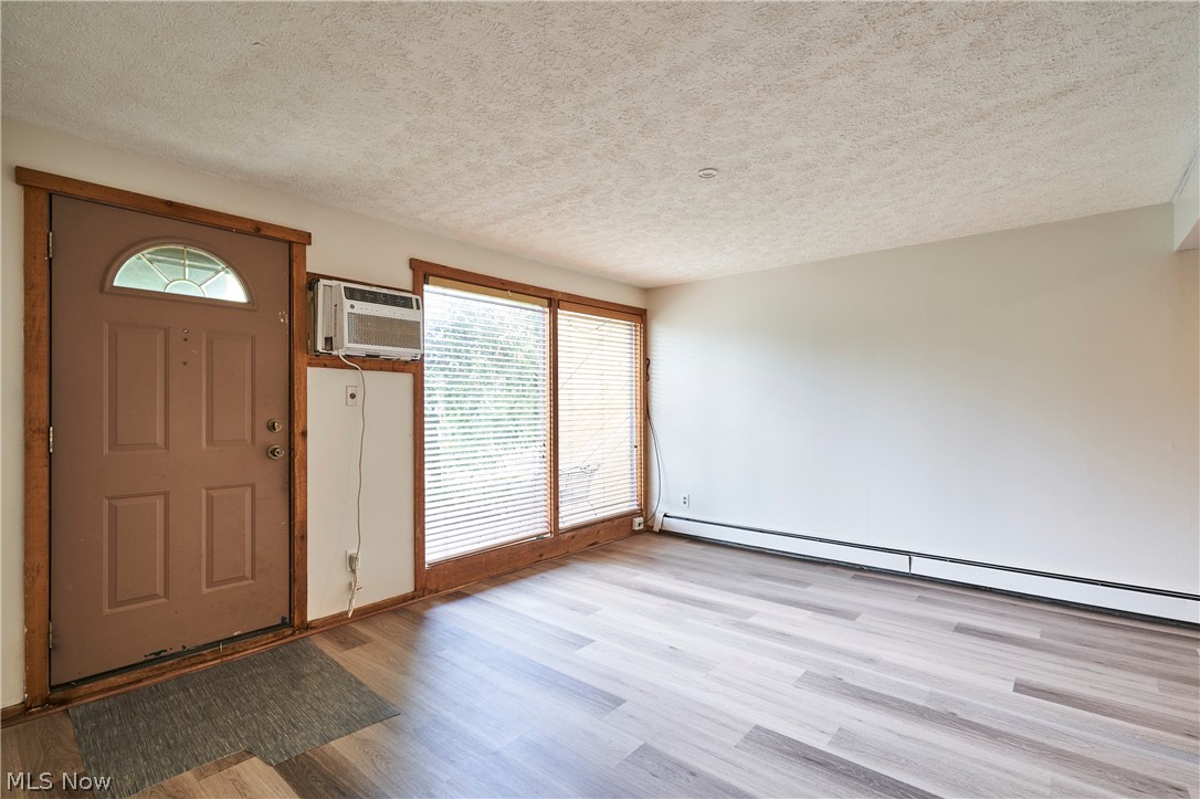 1609 Treetop Trail Akron OH 44313