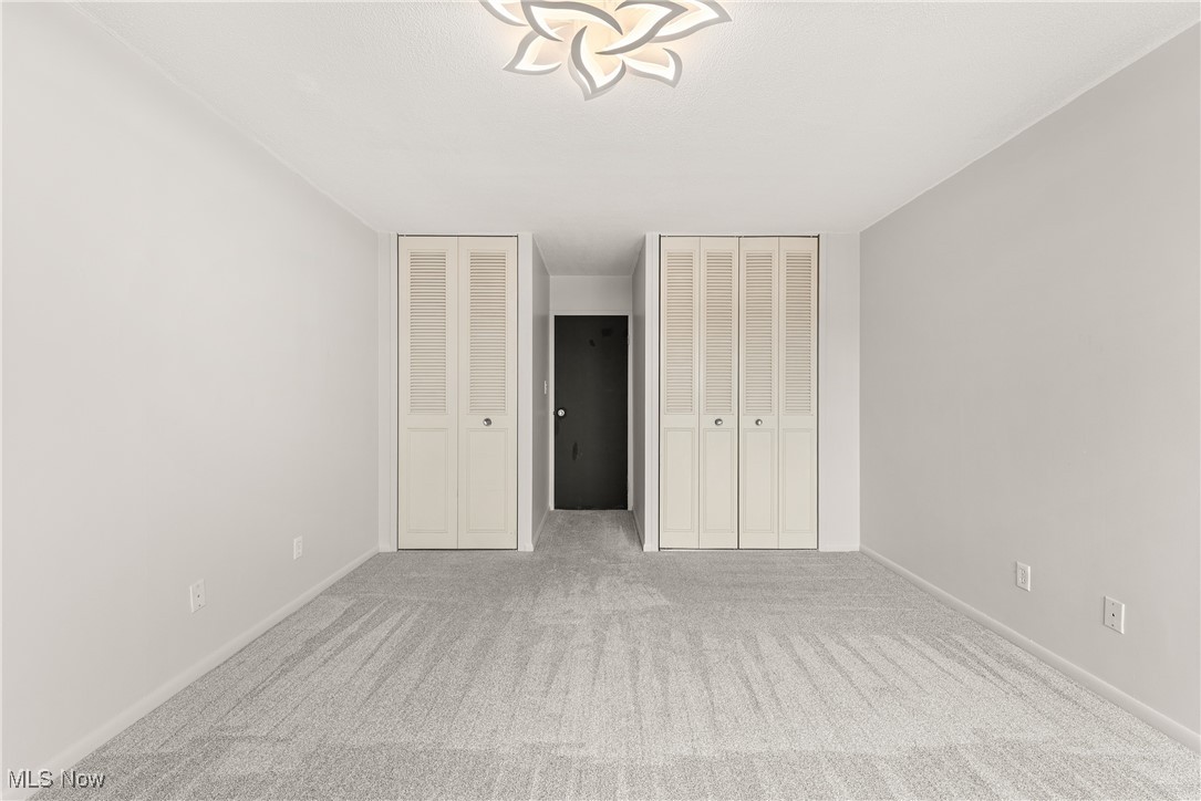 12520 Edgewater Drive Lakewood OH 44107