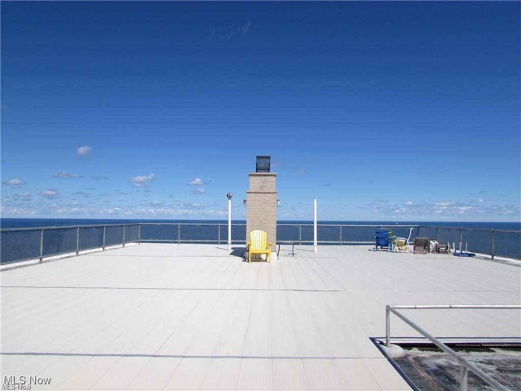 12520 Edgewater Drive Lakewood OH 44107