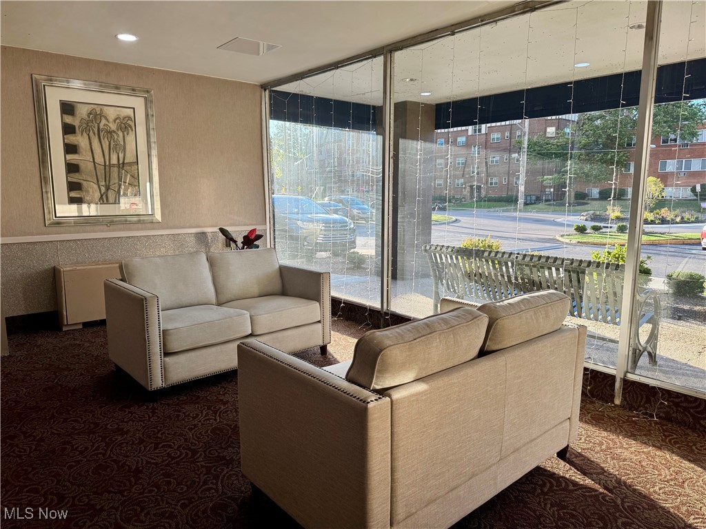 12520 Edgewater Drive Lakewood OH 44107