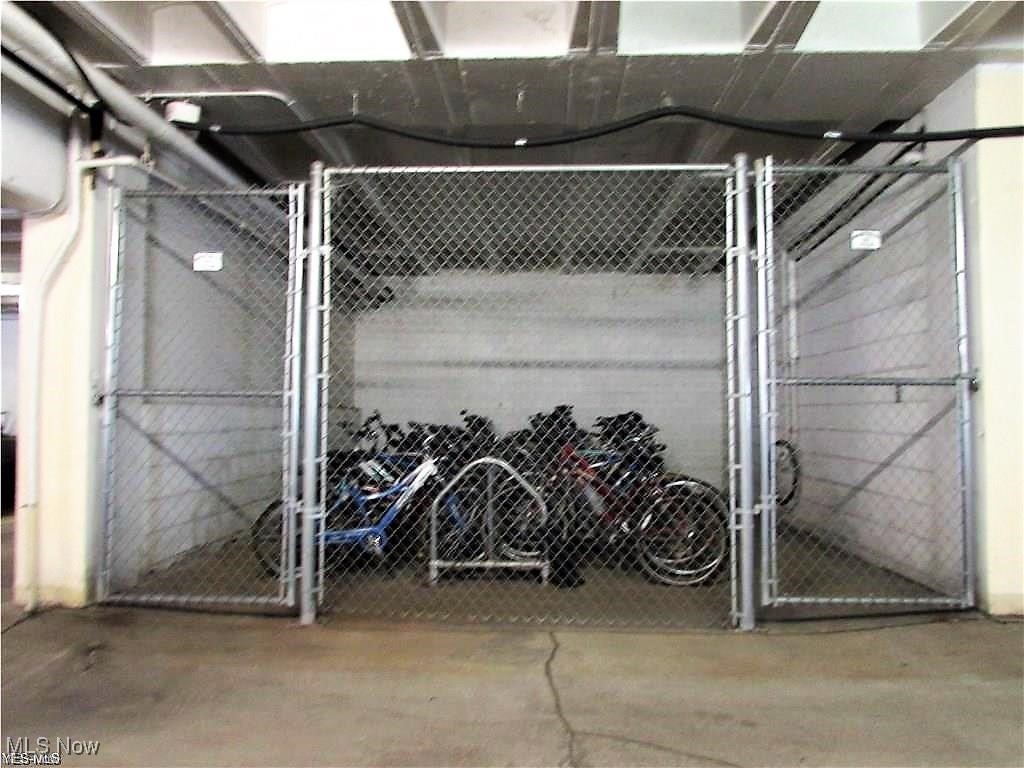 12520 Edgewater Drive Lakewood OH 44107