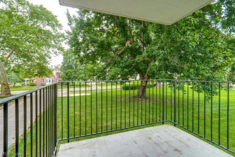 2331 E Market Street Akron OH 44312