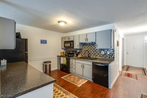 2331 E Market Street Akron OH 44312