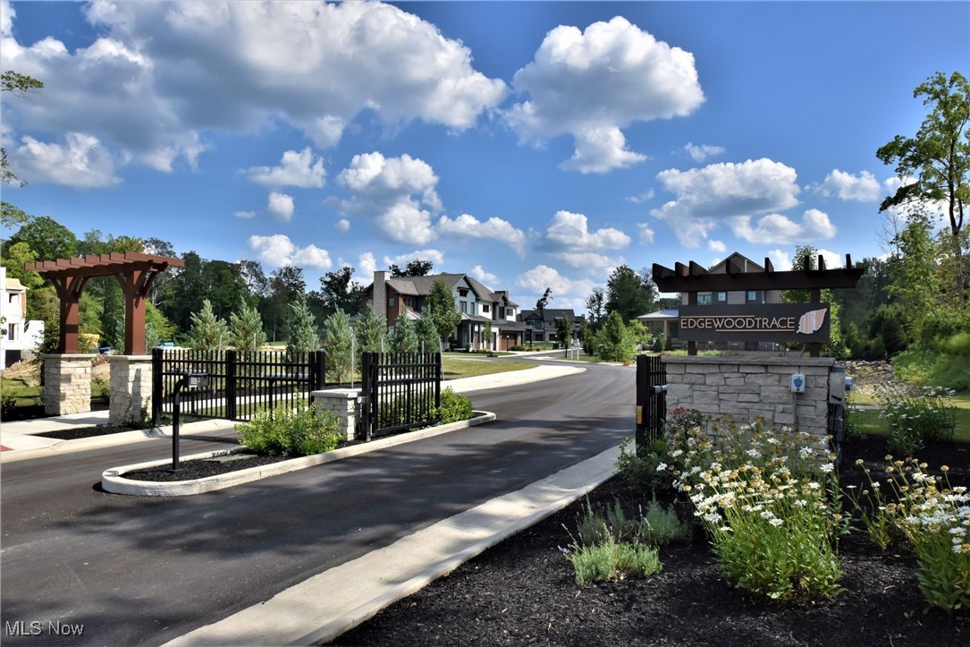 2525 Edgewood Trace Pepper Pike OH 44124