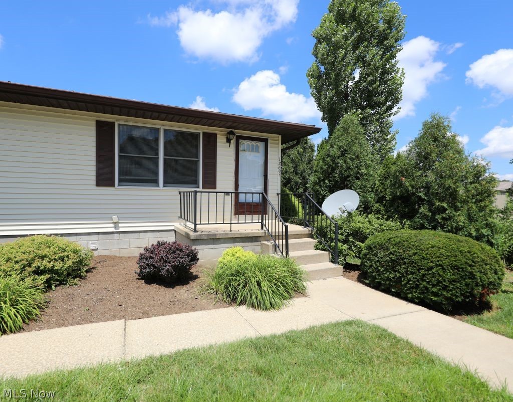 1269 Somerset Drive Salem OH 44460
