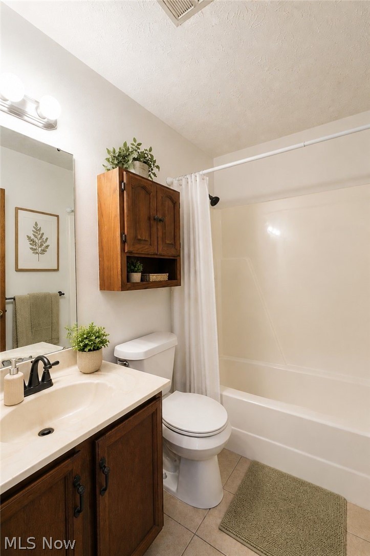 1269 Somerset Drive Salem OH 44460
