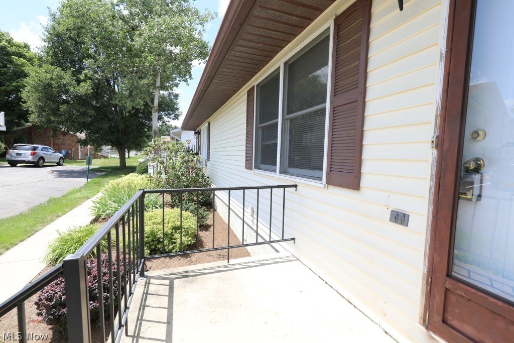 1269 Somerset Drive Salem OH 44460