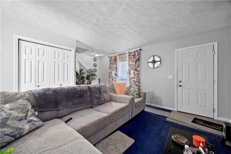 7207 Otis Court Cleveland OH 44104