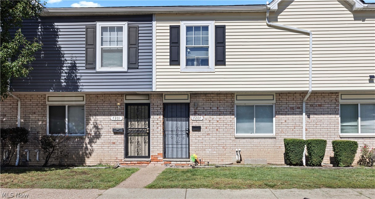 7207 Otis Court Cleveland OH 44104