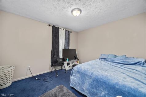 7207 Otis Court Cleveland OH 44104