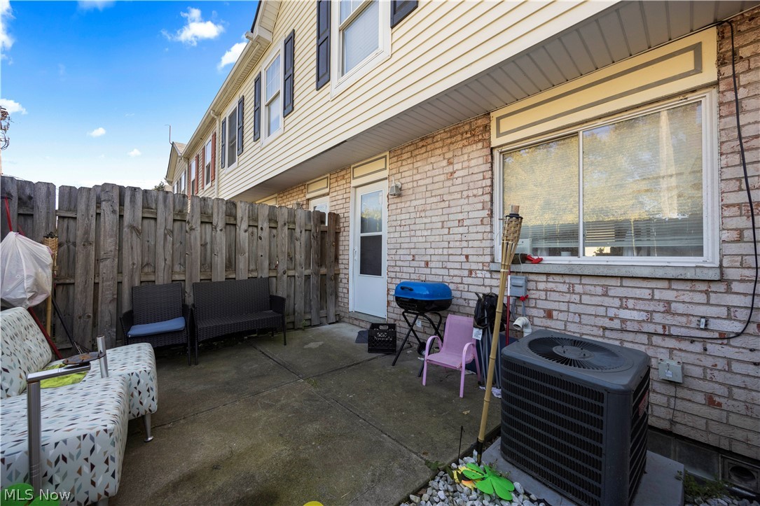 7207 Otis Court Cleveland OH 44104