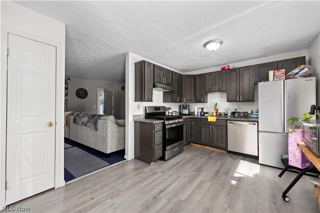 7207 Otis Court Cleveland OH 44104