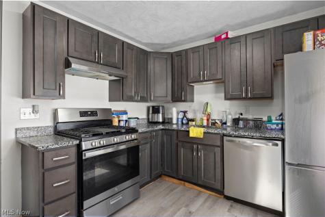 7207 Otis Court Cleveland OH 44104