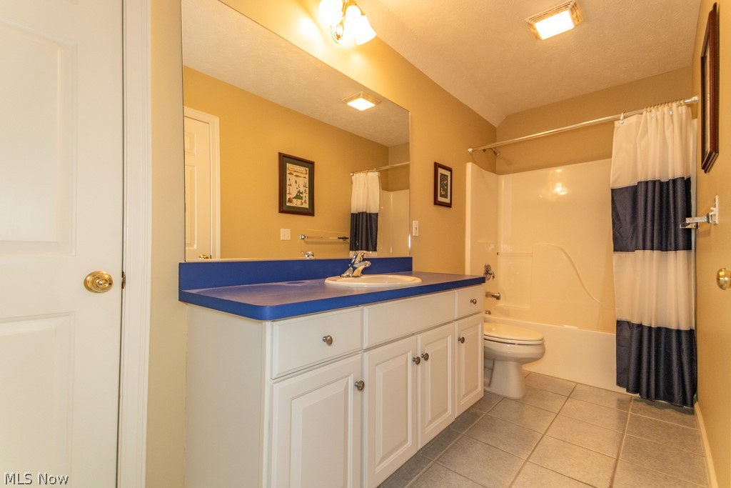 76 Brookstone Lane Willoughby OH 44094