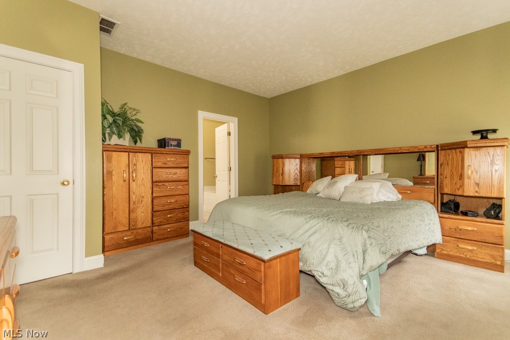 76 Brookstone Lane Willoughby OH 44094