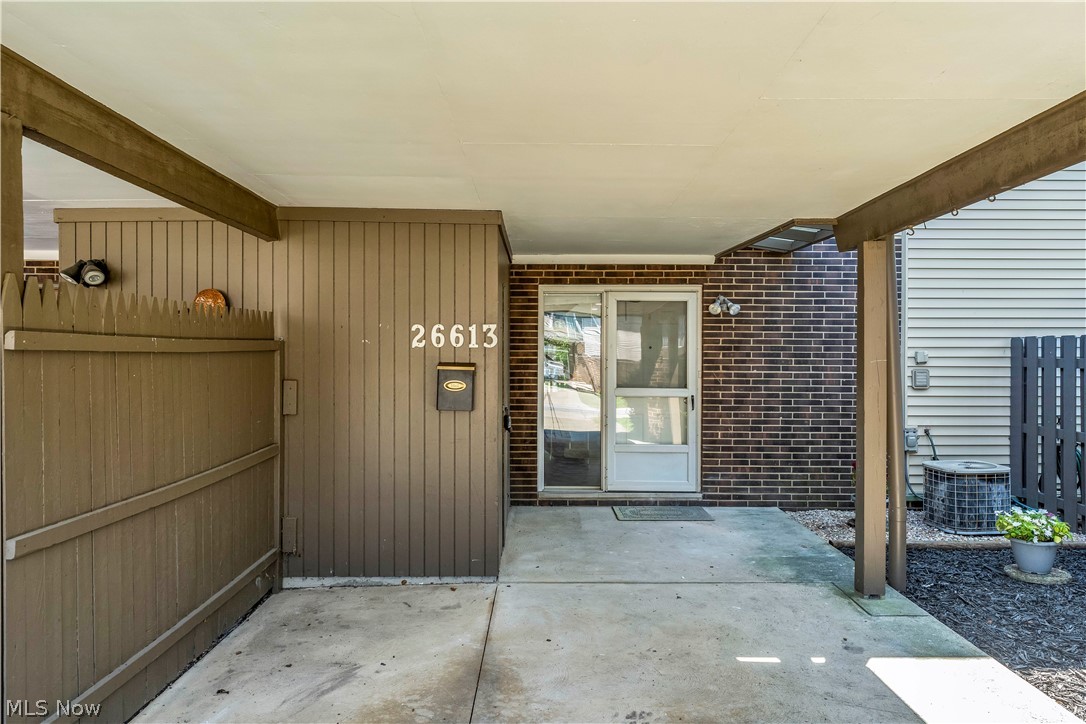 26613 N Park Boulevard Olmsted Falls OH 44138