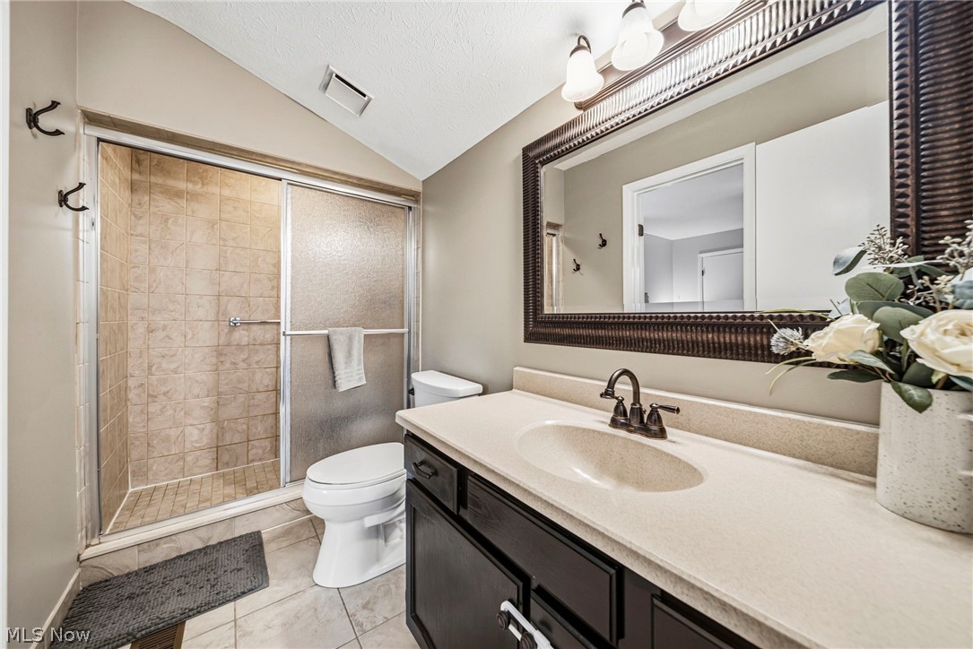 636 Cherry Park Oval Aurora OH 44202