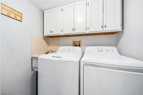 636 Cherry Park Oval Aurora OH 44202