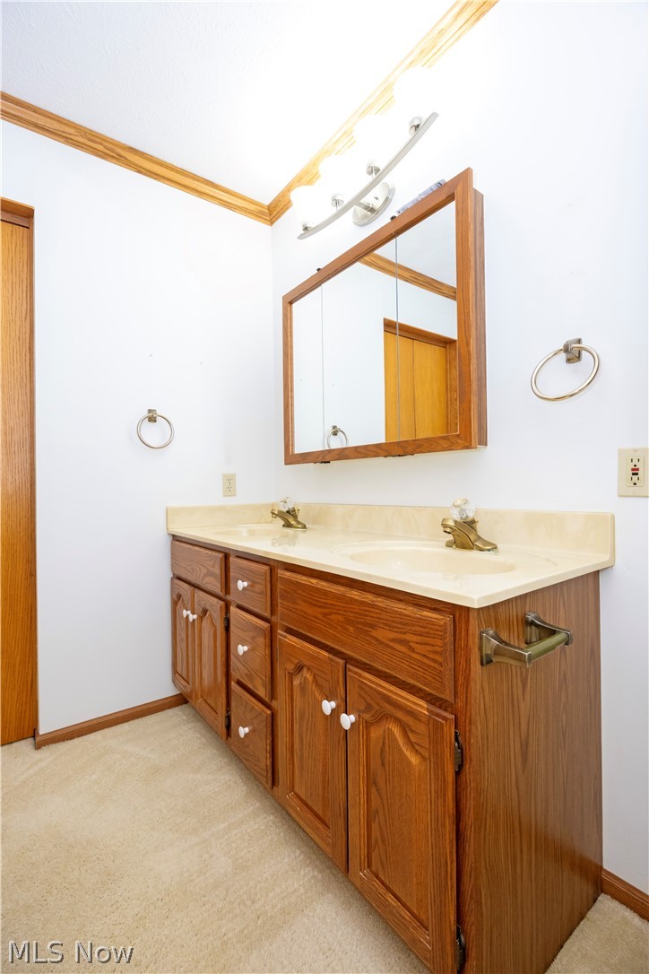 1825 Paradise Road Orrville OH 44667