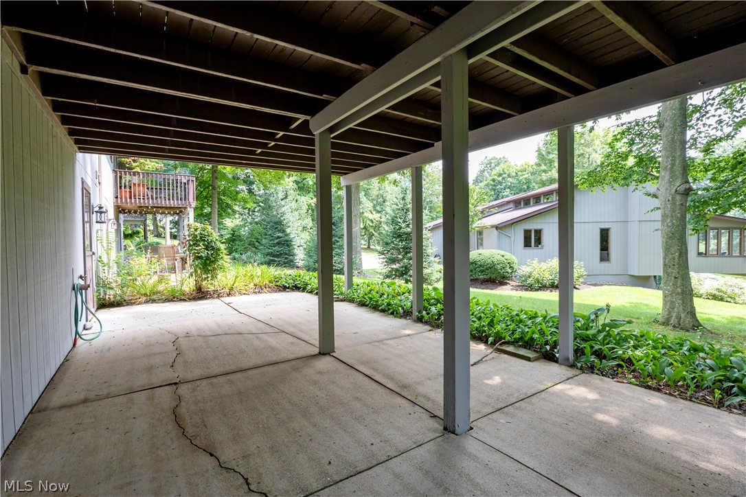 1825 Paradise Road Orrville OH 44667