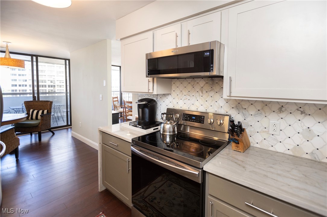 12550 Lake Avenue Lakewood OH 44107