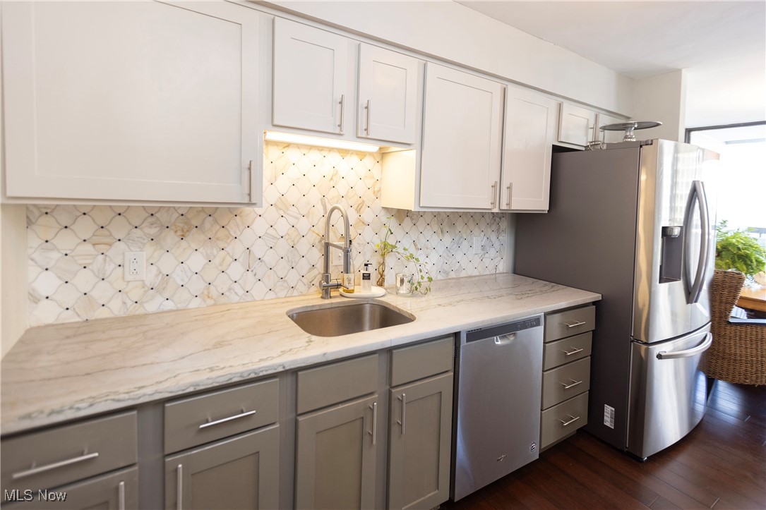 12550 Lake Avenue Lakewood OH 44107