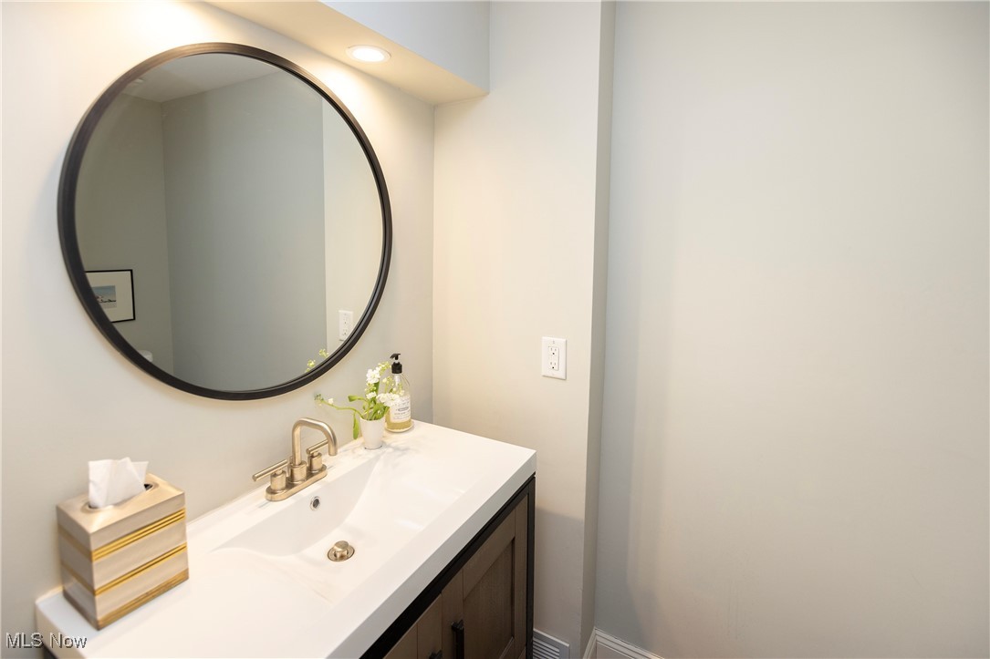 12550 Lake Avenue Lakewood OH 44107