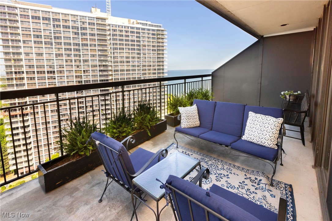 12550 Lake Avenue Lakewood OH 44107