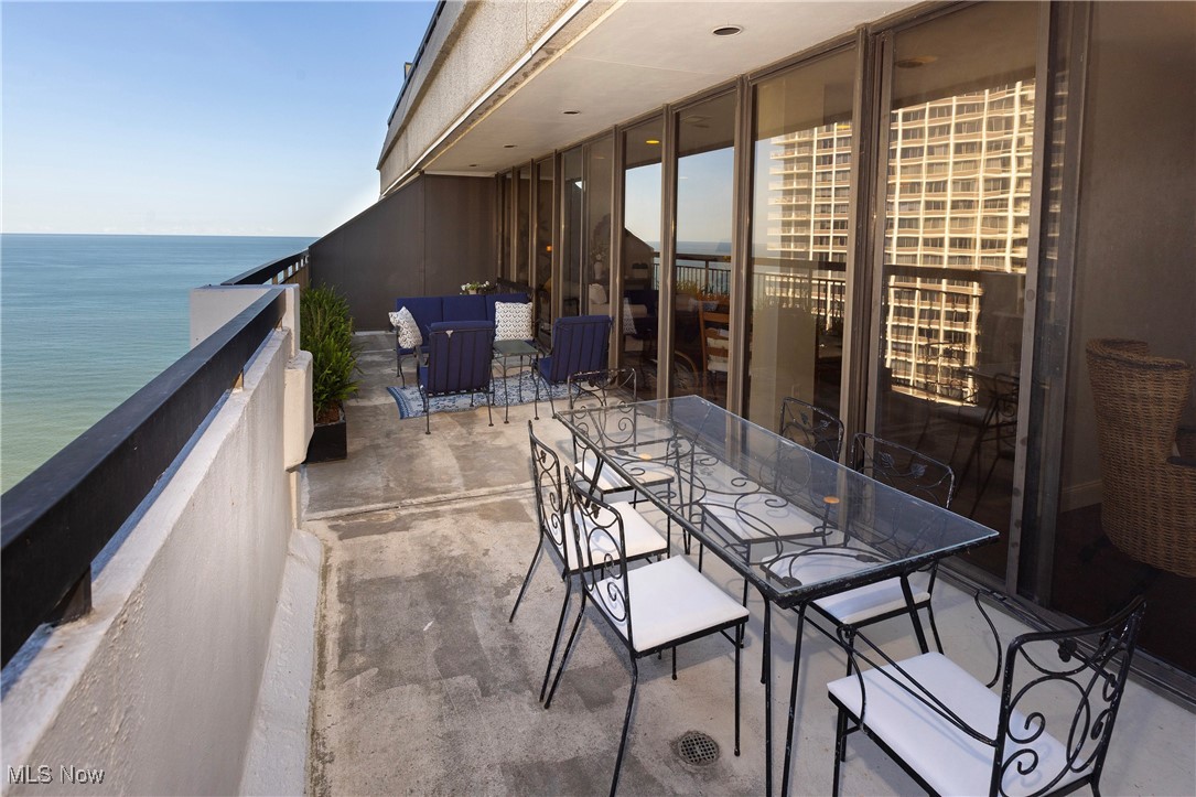 12550 Lake Avenue Lakewood OH 44107