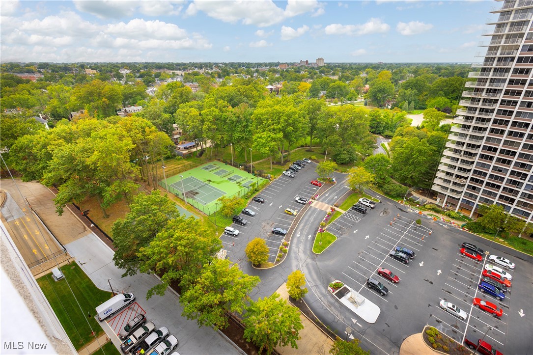 12550 Lake Avenue Lakewood OH 44107