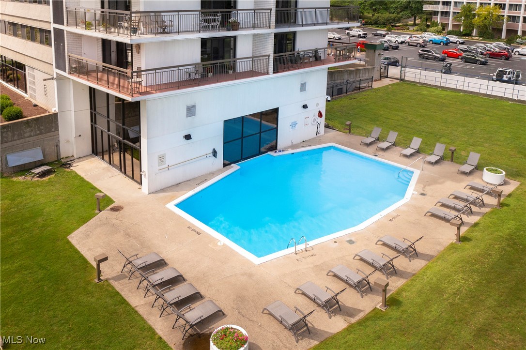 12550 Lake Avenue Lakewood OH 44107