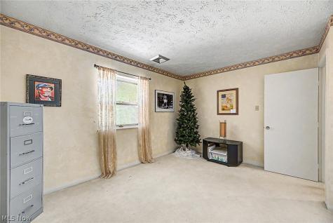 924 Memorial Parkway Akron OH 44303