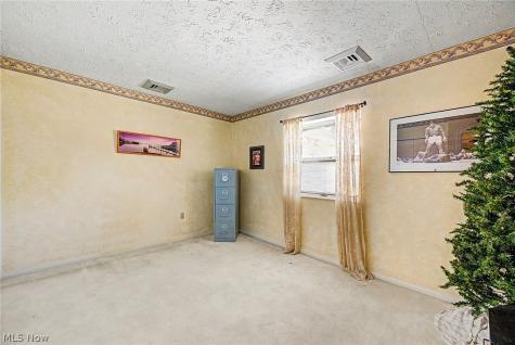 924 Memorial Parkway Akron OH 44303