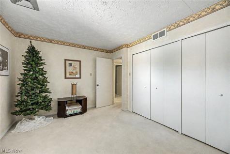 924 Memorial Parkway Akron OH 44303