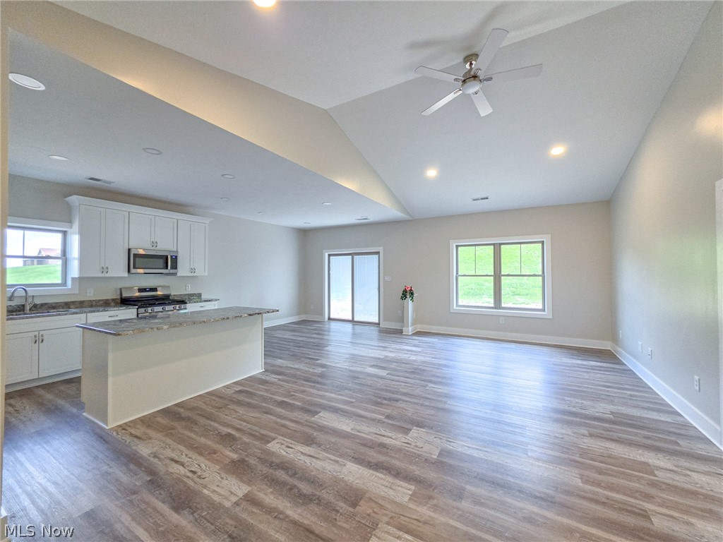 49101 Fairway East Liverpool OH 43920
