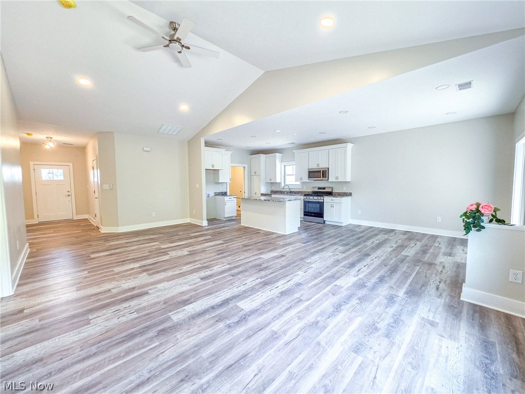 49101 Fairway East Liverpool OH 43920