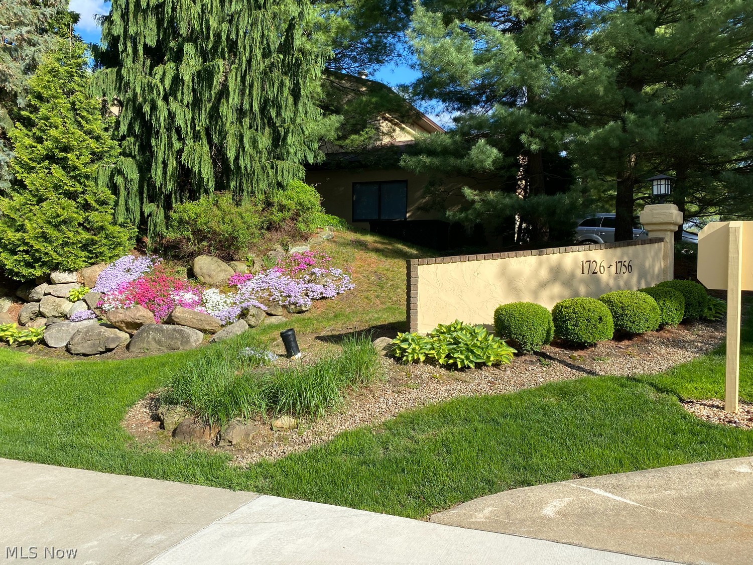 1726 Brookwood Drive Akron OH 44313